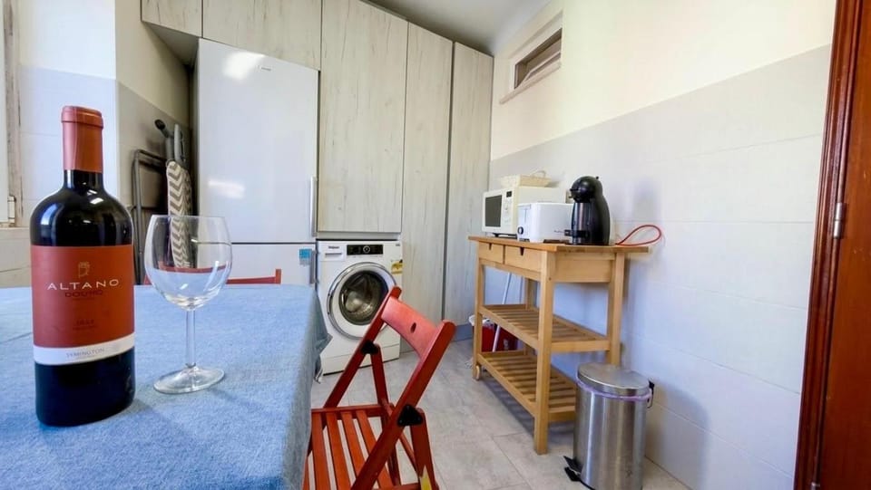 Cozy and Spacious apartment in Graça, Lisbon Apartment in Lisbon