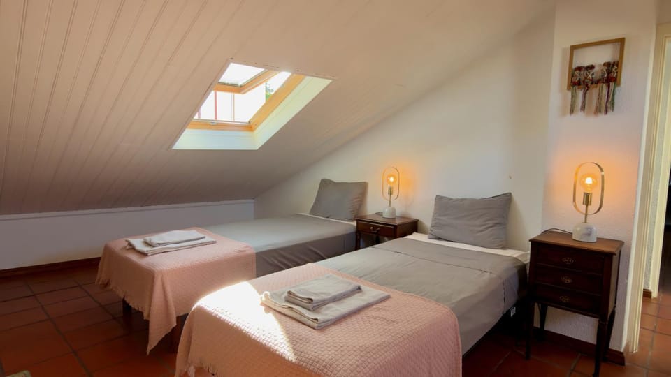 Cozy and Spacious apartment in Graça, Lisbon Apartment in Lisbon