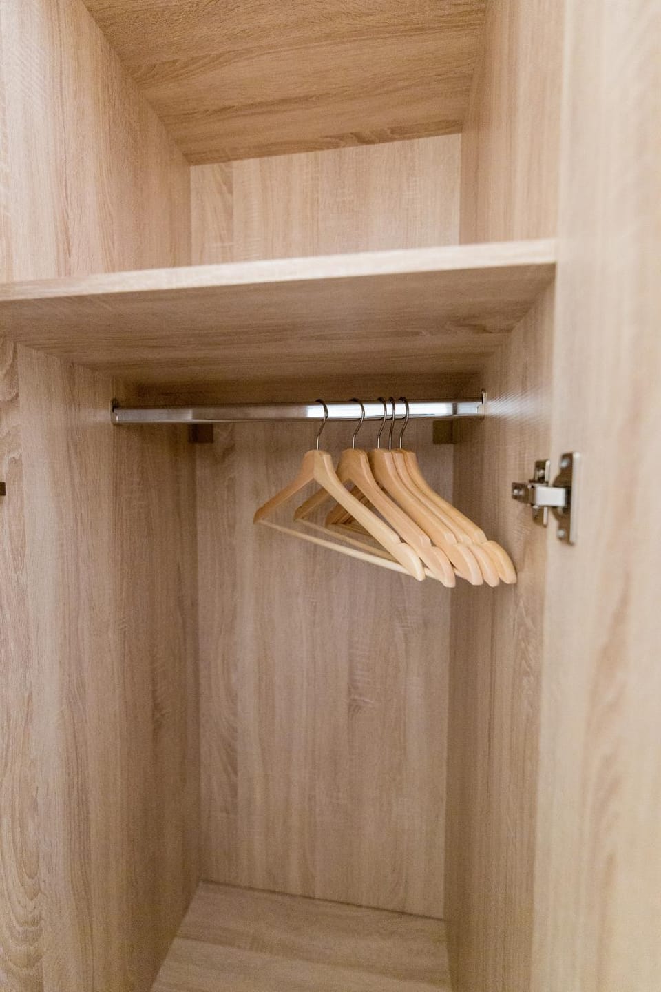 Bedroom, wardrobe