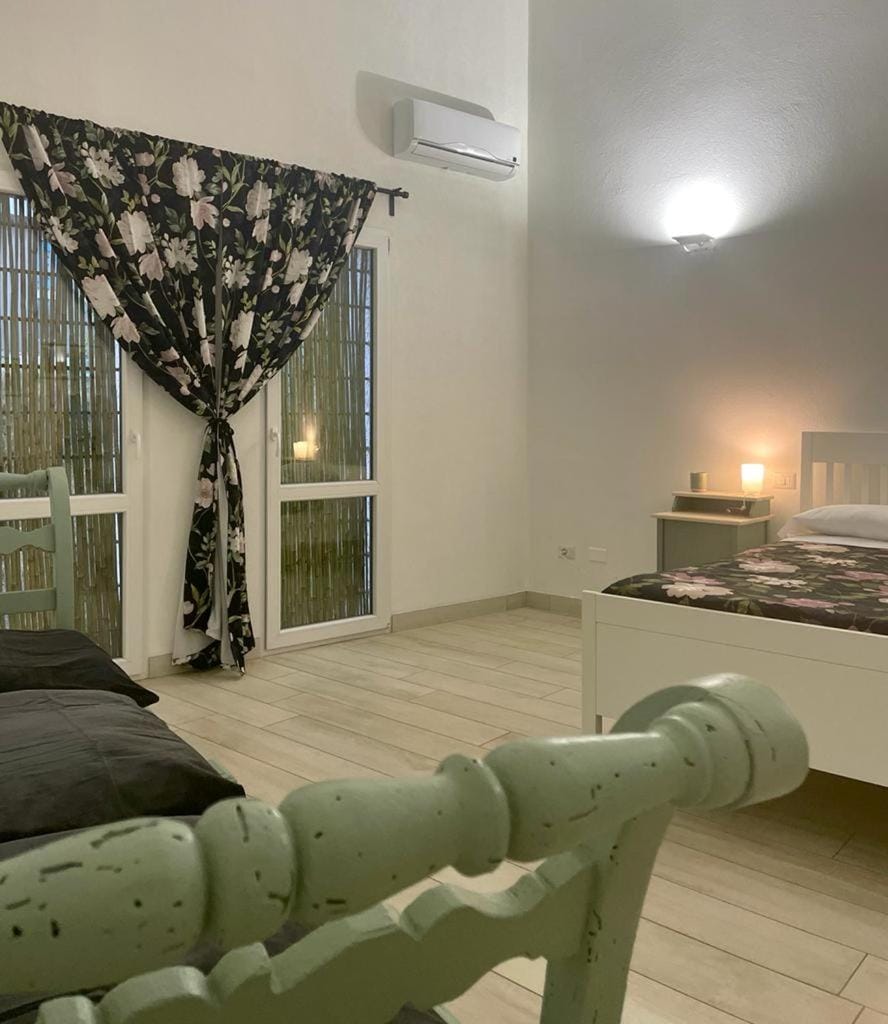 Hot Tub, Bedroom, air conditioner