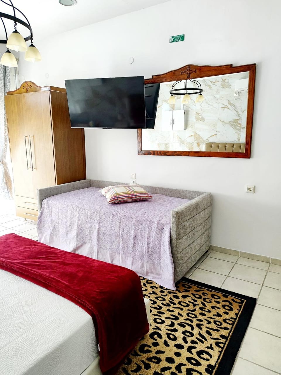 Bed, TV and multimedia