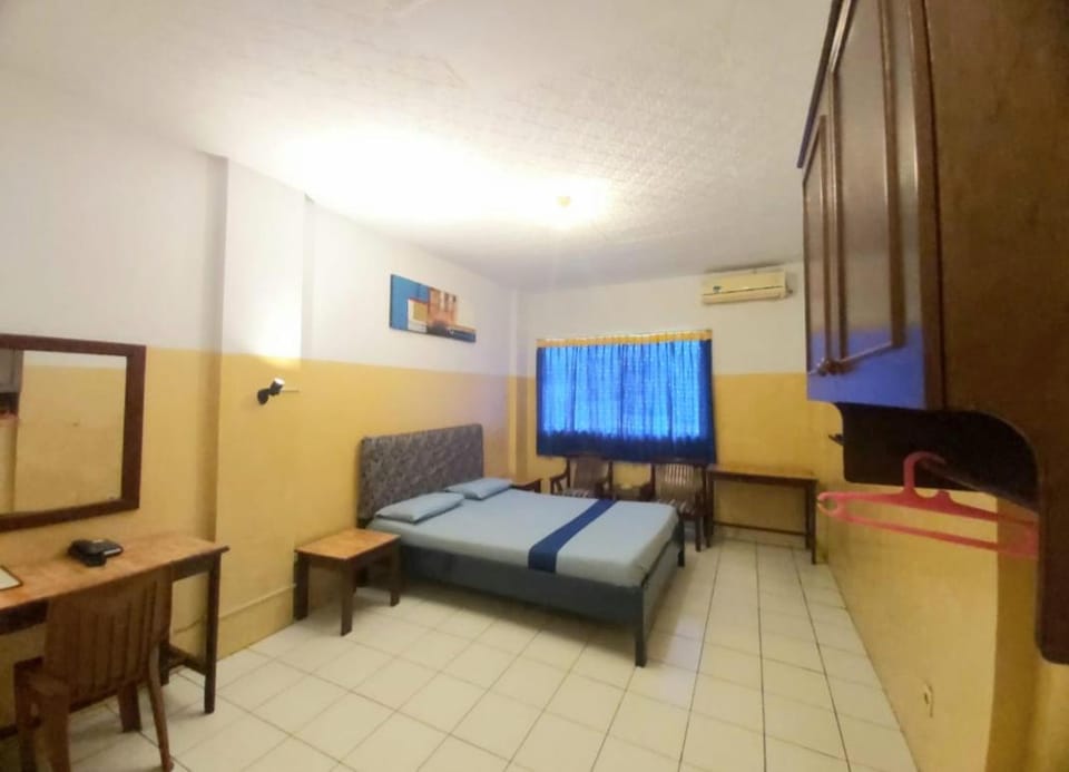 Sentosa Hotel & Restaurant Bekasi Bed and Breakfast in West Java