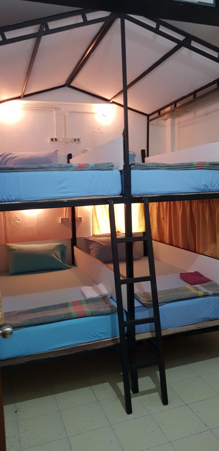 Om Ganesh Hostel Hostel in Ban Tai