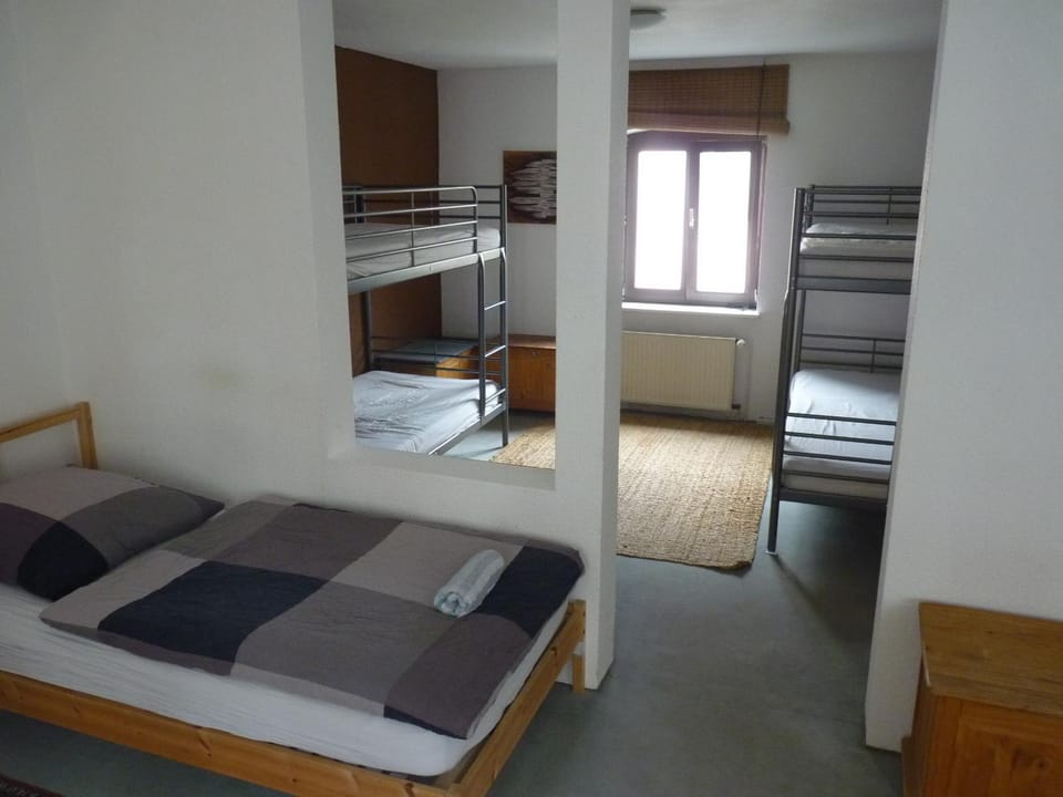 bunk bed