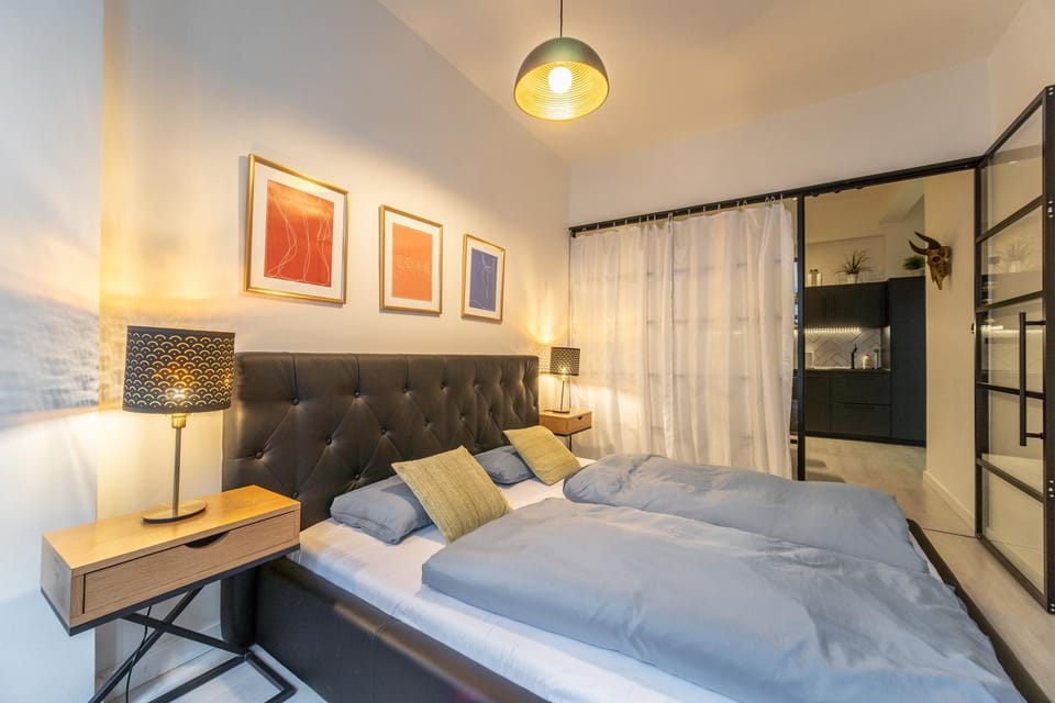 Sunny 2BR Apt. on Wenceslas Square with Paid Parking by EasyBNB Premium Apartment in Prague