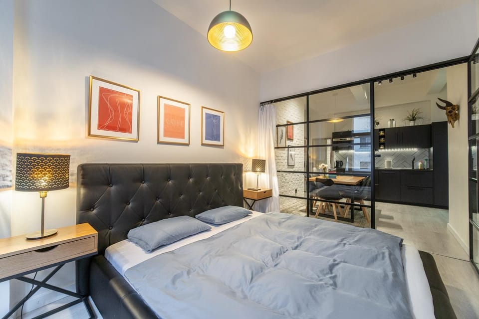 Sunny 2BR Apt. on Wenceslas Square with Paid Parking by EasyBNB Premium Apartment in Prague