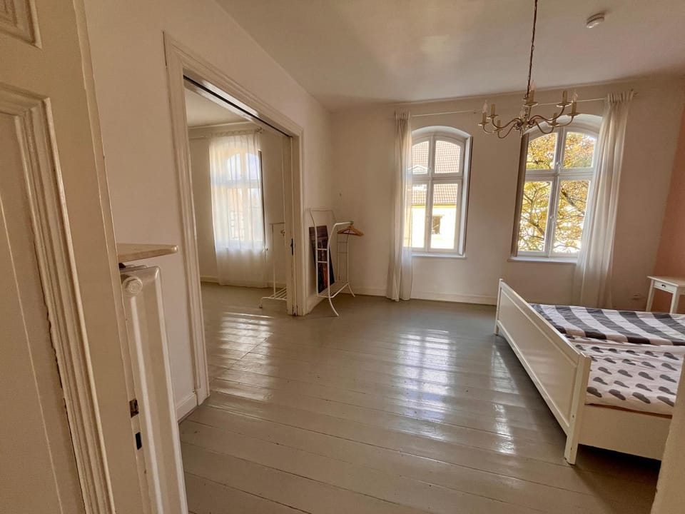 Beautiful apartment in a historic villa Apartment in Hattingen