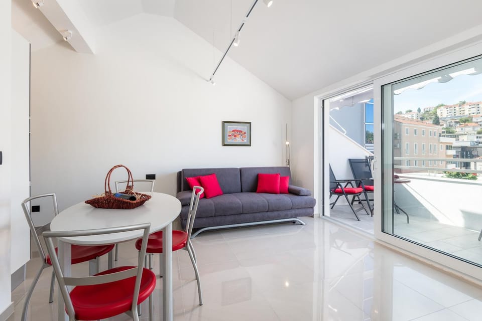 Balcony/Terrace, Living room, Dining area