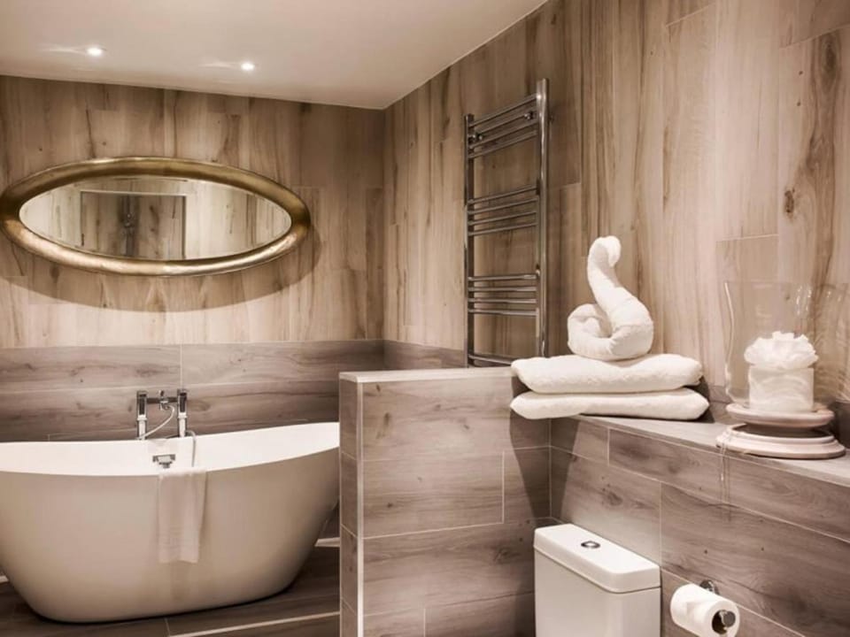 Shower, Toilet, Bathroom, Bath