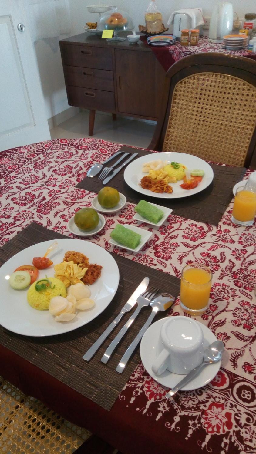 Breakfast