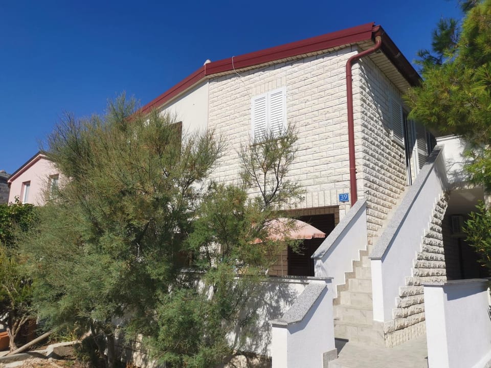 Apartman Irena - Bobovik Apartment in Zadar County