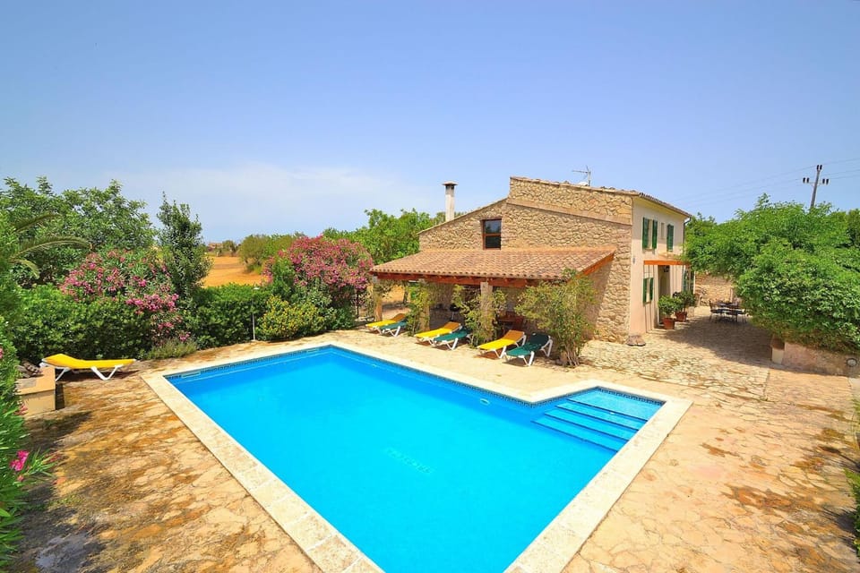 Property building, Pool view, Swimming pool, Swimming pool
