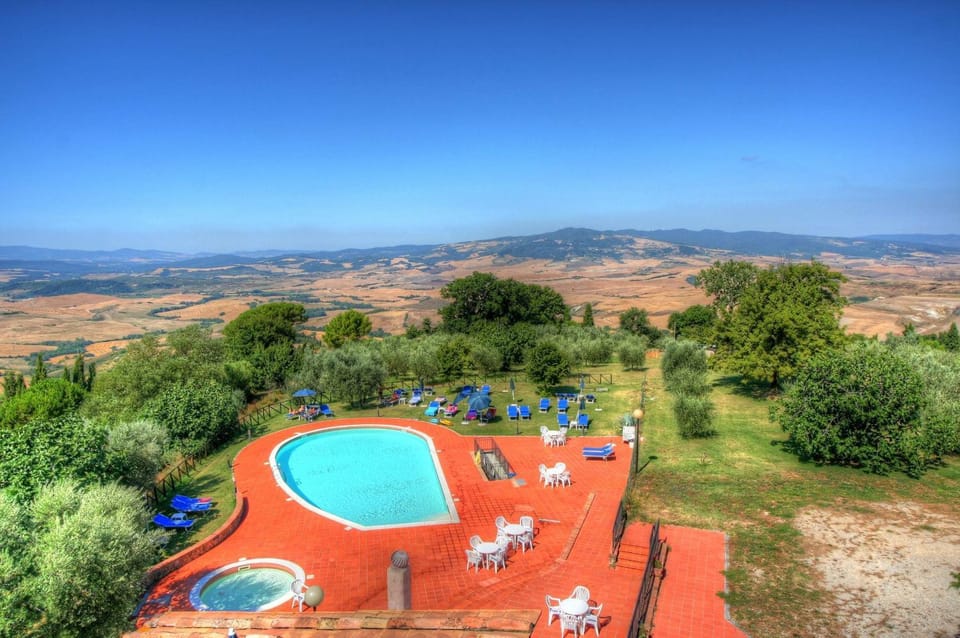 Solarium, Swimming pool, Swimming pool