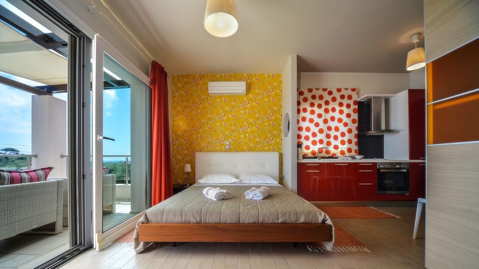 Bathroom, Coffee/tea facilities, Balcony/Terrace, Kitchen or kitchenette, Photo of the whole room, Bedroom