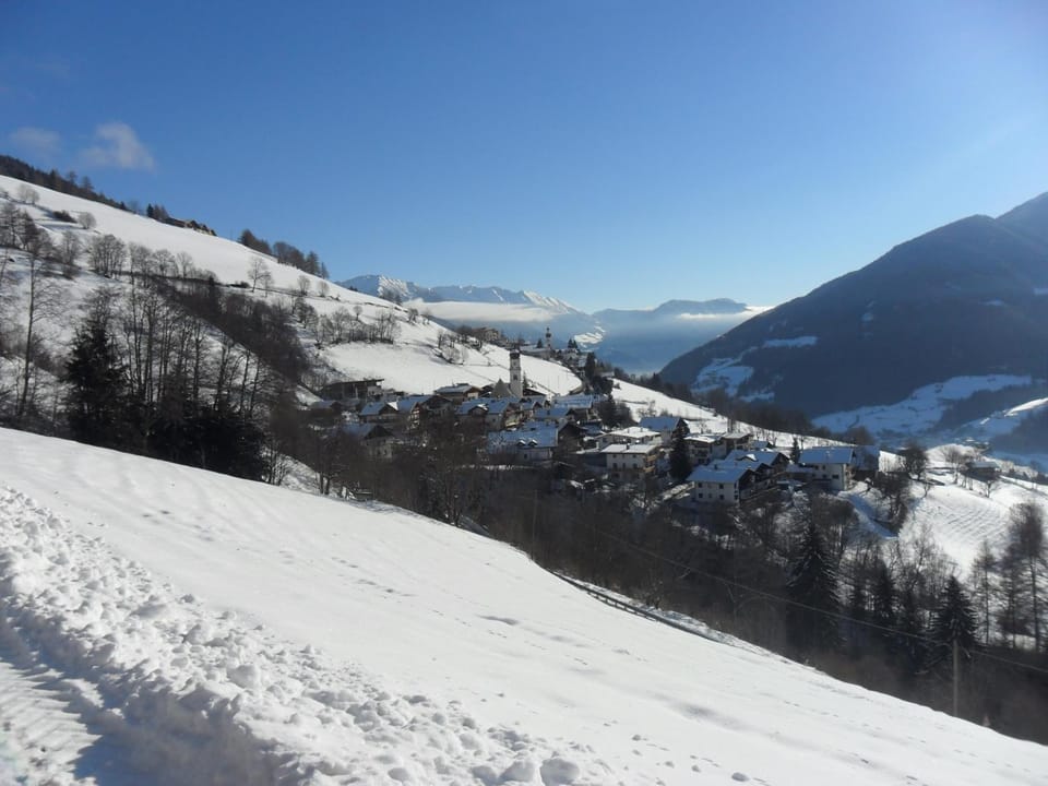 View (from property/room), View (from property/room)