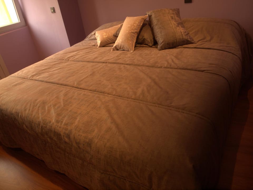 Bed, Decorative detail