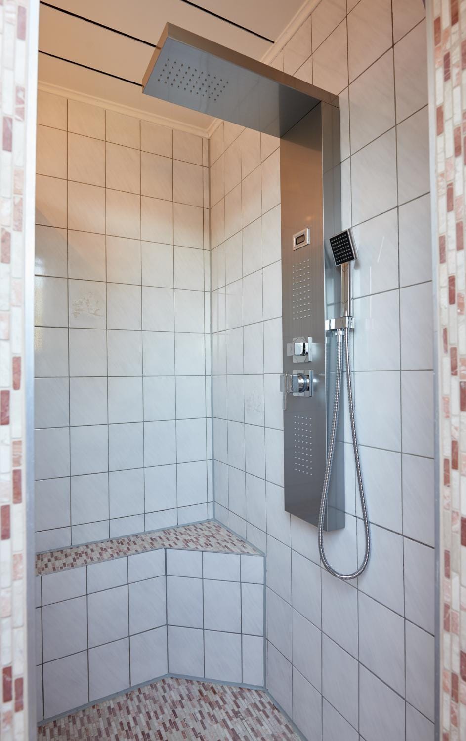 Shower, Photo of the whole room