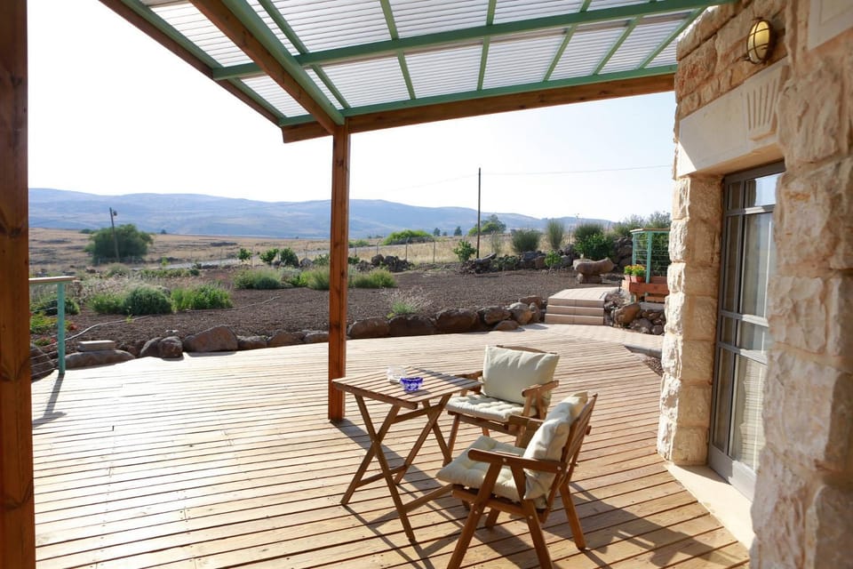 Patio, Balcony/Terrace, Garden view, Landmark view, Mountain view, Inner courtyard view