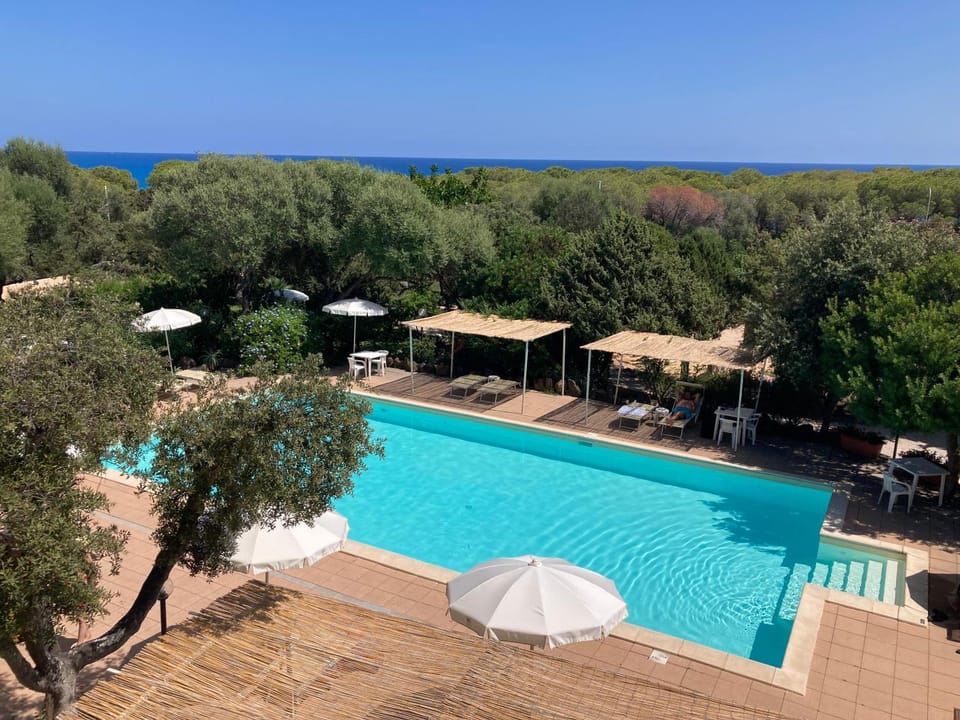 Balcony/Terrace, Pool view, Swimming pool