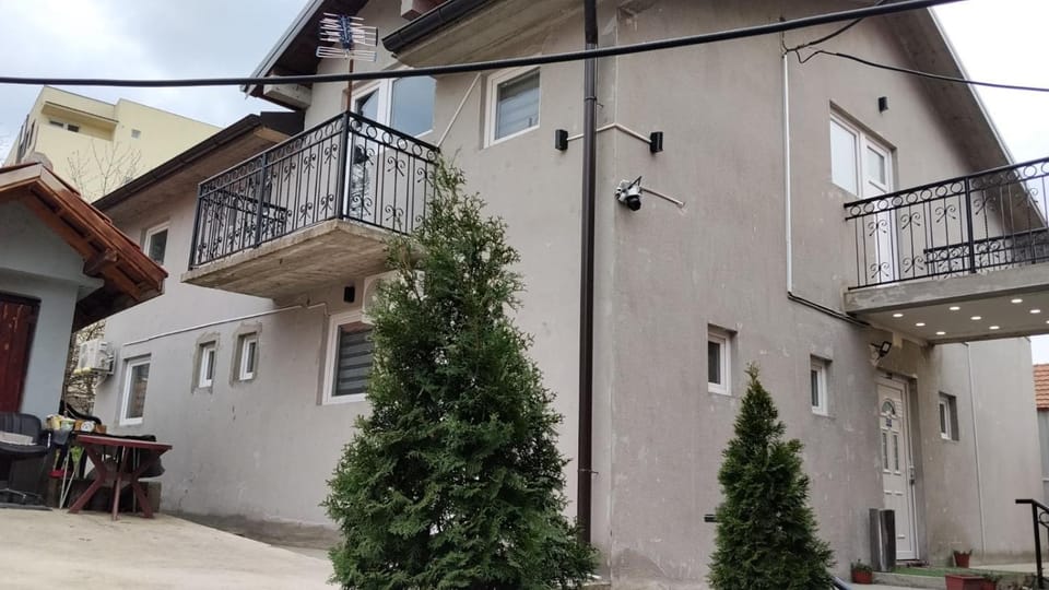 Apartments & Rooms -PANORAMA MDLL BELGRADE Apartment in Belgrade