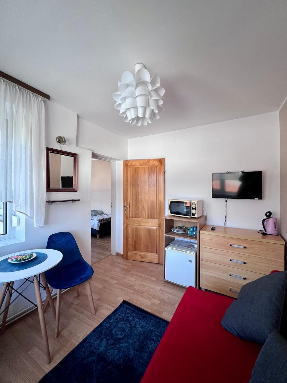 TV and multimedia, Coffee/tea facilities, Other