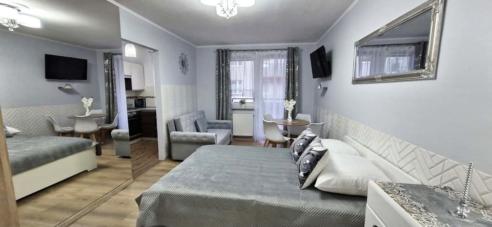 Apartment GLAMOUR Downtown balcony FREE PARKING SPACE Apartment in Krakow