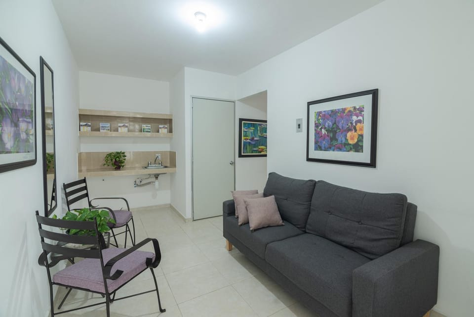 Living room, Photo of the whole room