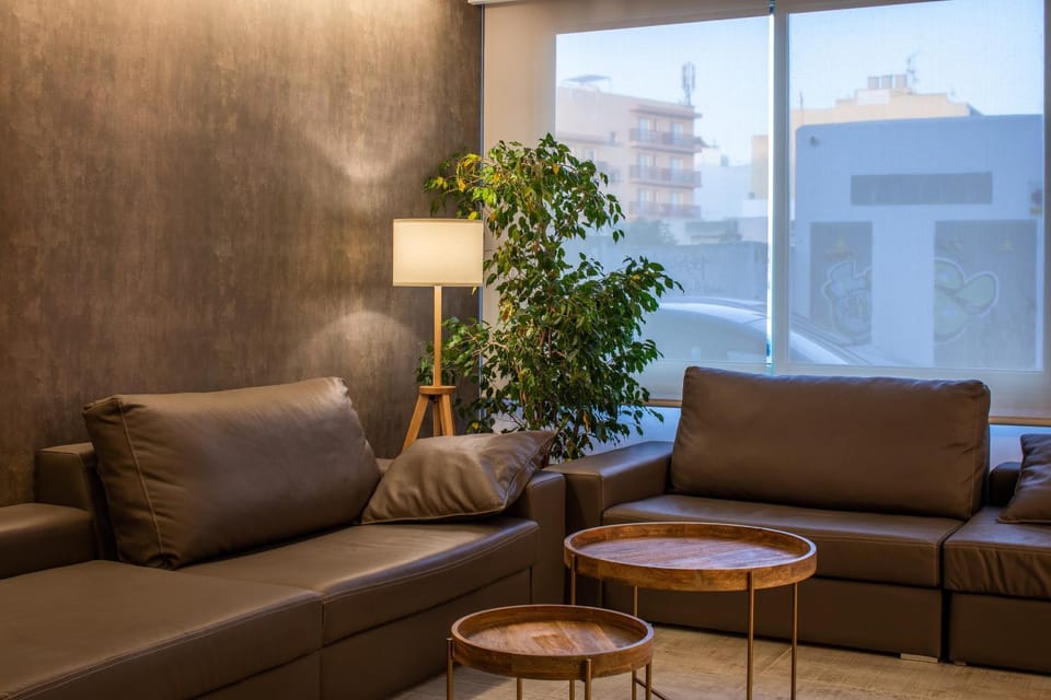 Communal lounge/ TV room, Lounge or bar