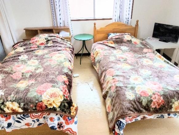 Futami Terrace B Apartment in Tokyo Prefecture