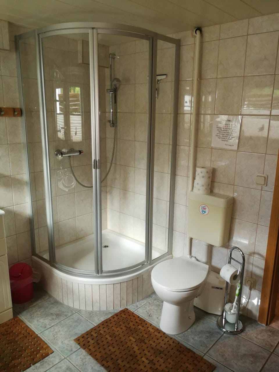Shower, Toilet, Bathroom