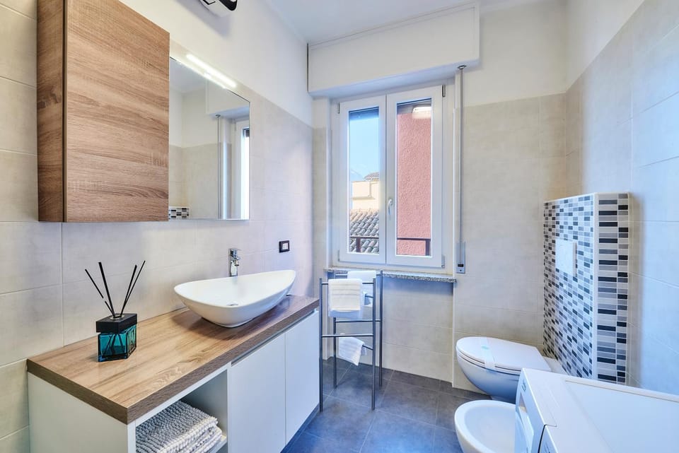 Toilet, Bathroom, Lake view