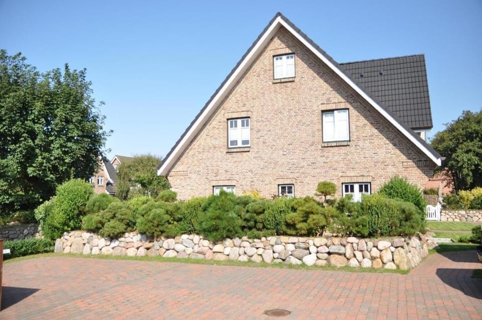 Property building, Other