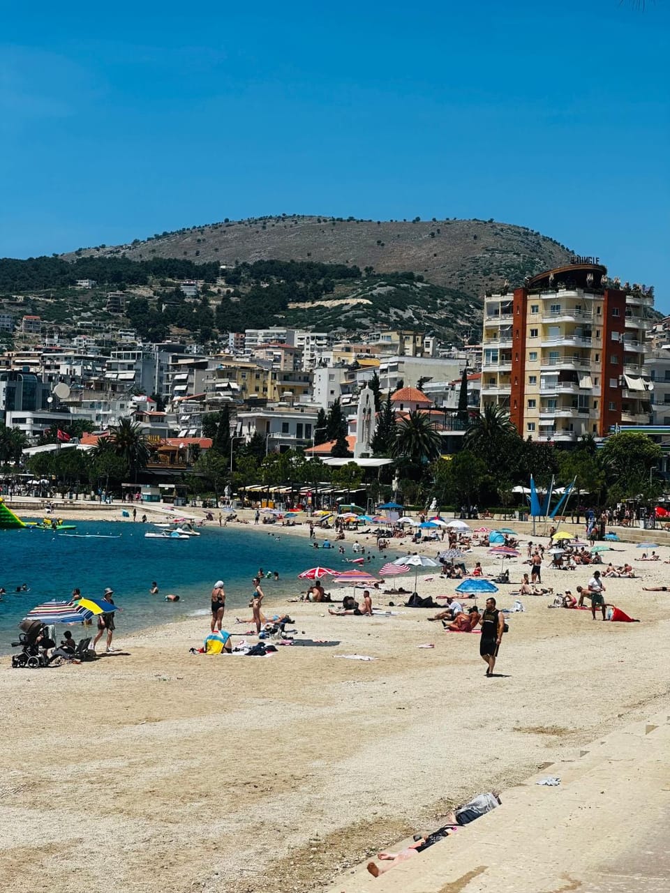 Ajsel Luxury Rooms Apartment in Sarandë