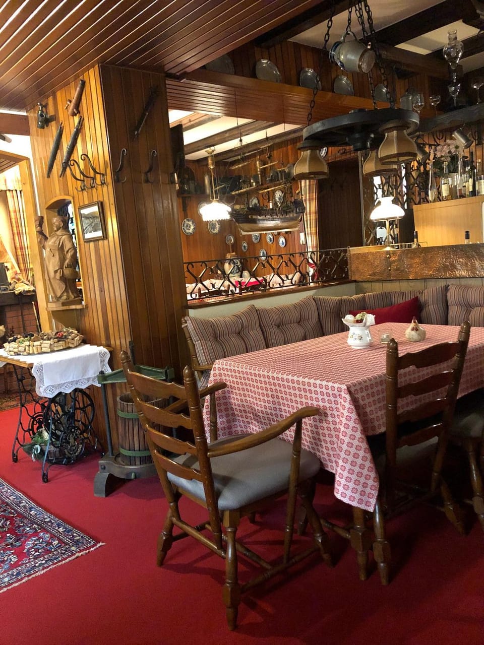 Alte Weinstuben Steinfelder Hof - B&B Bed and Breakfast in Cochem-Zell