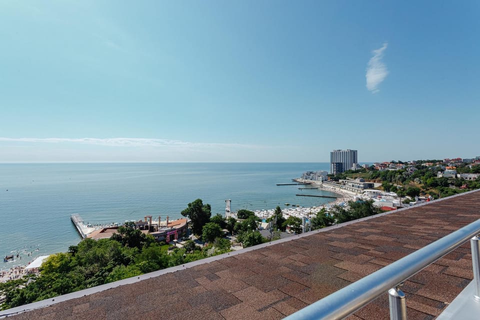 Arcadijskiy Palace Apartment in Odessa