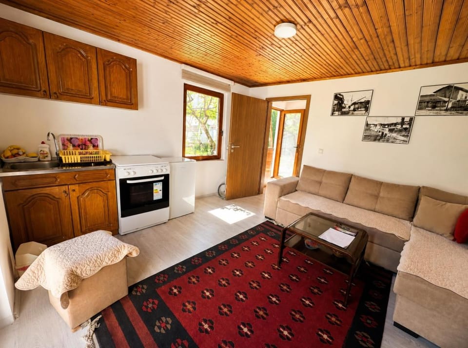 Garden Guesthouse House in North Macedonia