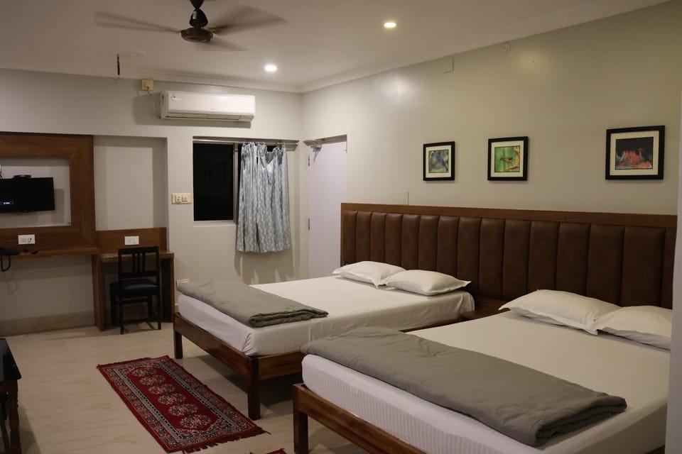 Photo of the whole room