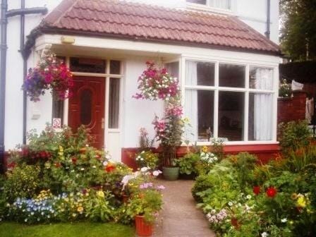 Facade/entrance, Garden