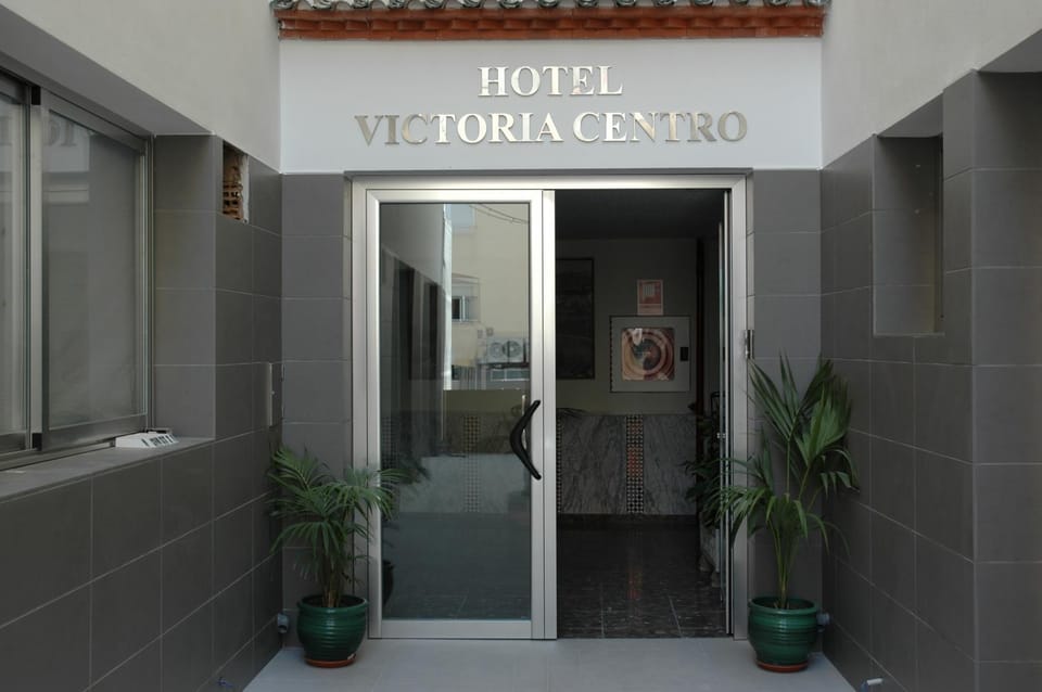 Facade/entrance, Day