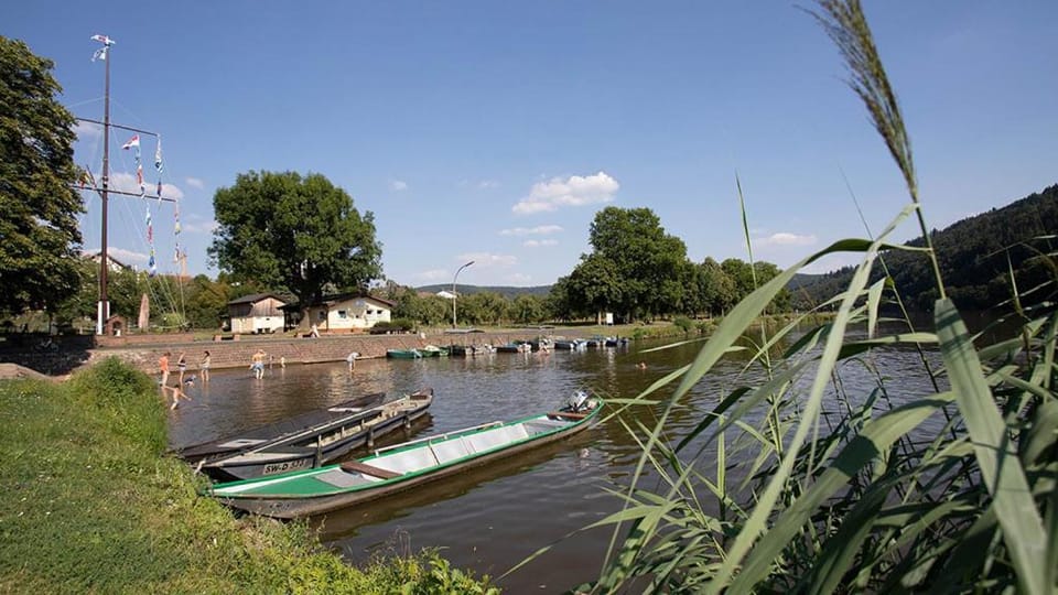Neighbourhood, Natural landscape