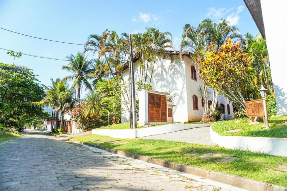 Ubatuba Cond. Caribean Apartment in State of São Paulo
