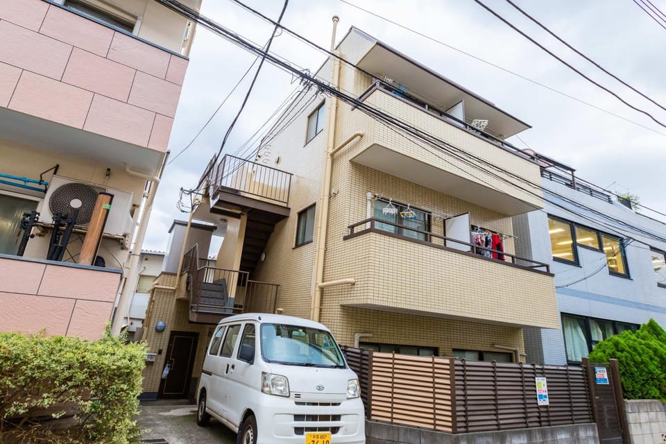 Property building, Facade/entrance