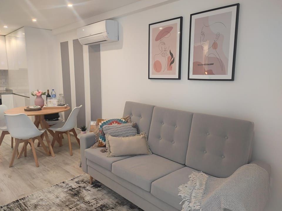 Living room, air conditioner