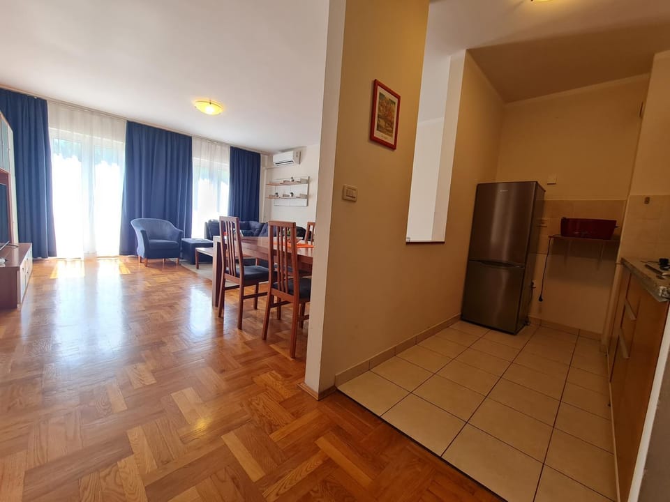 Living room, kitchen