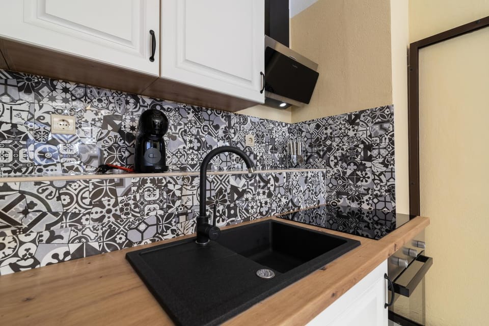 Coffee/tea facilities, Kitchen or kitchenette