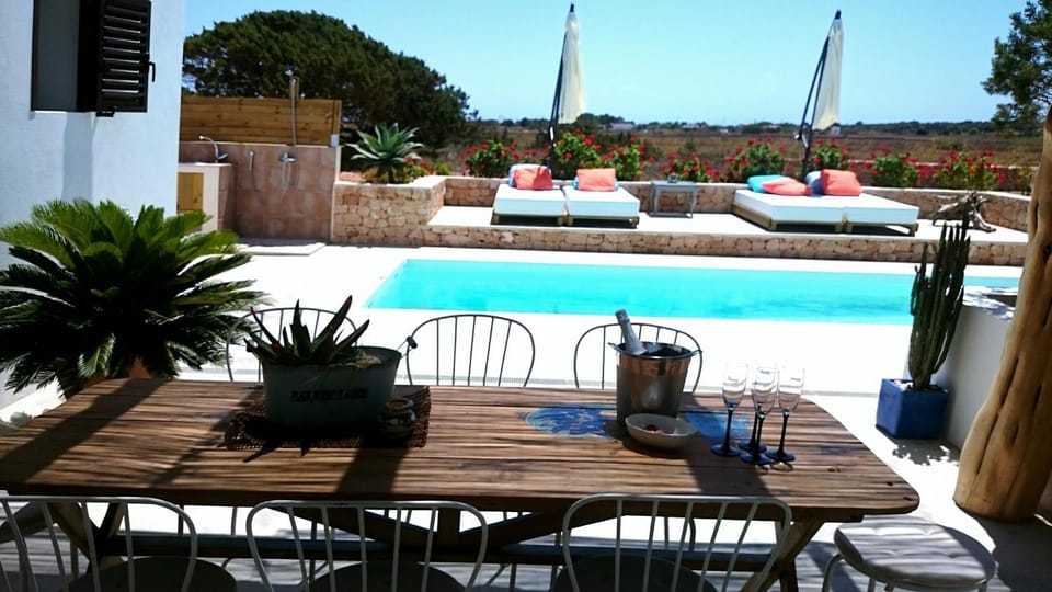cansantidesmonestir House in Formentera