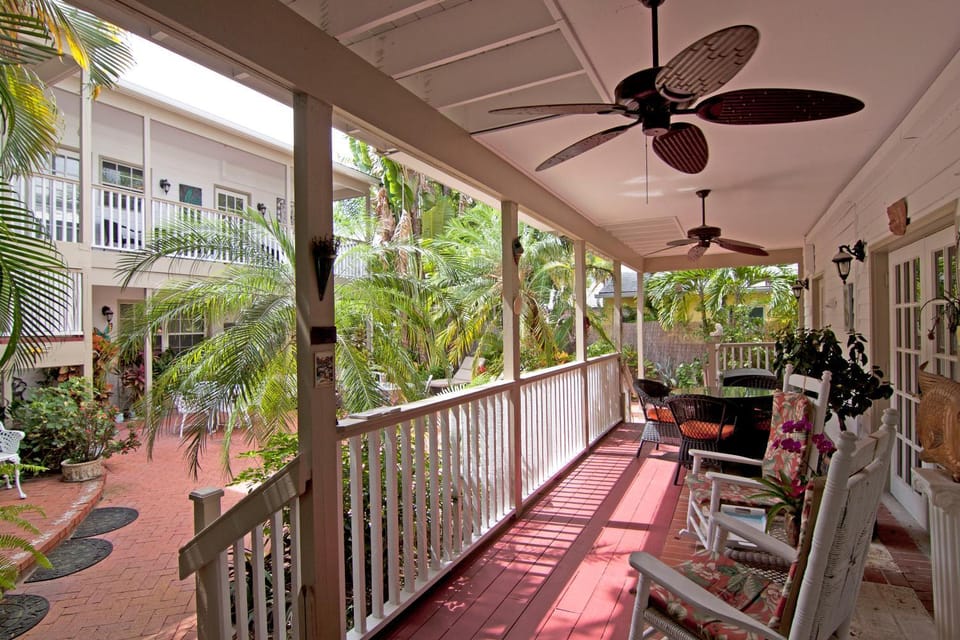 Property building, Patio, Garden