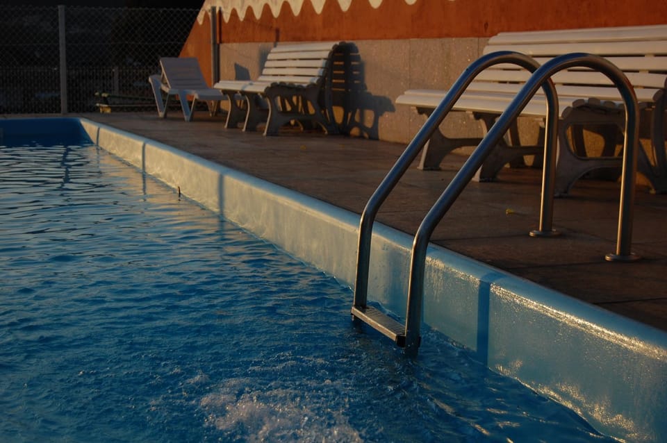Swimming pool, Swimming pool