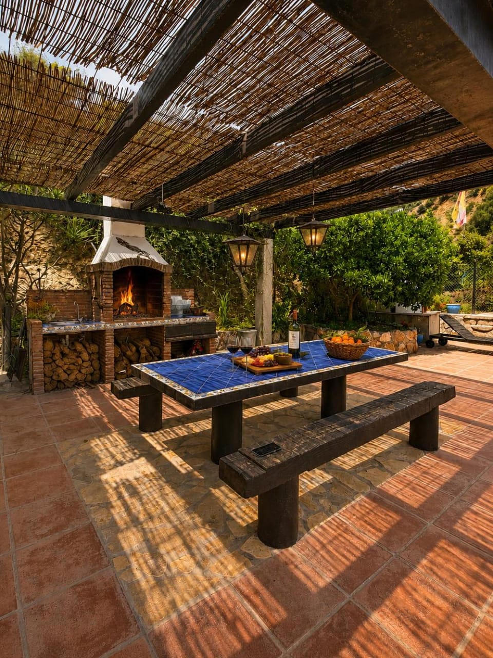 BBQ facilities, Dining area