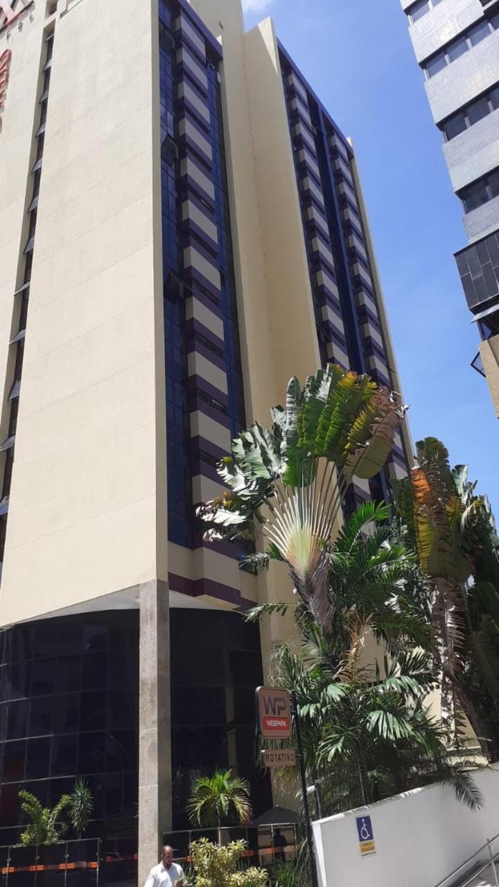 Flat Athenas América ao lado do Salvador Shopping Apartment in Salvador